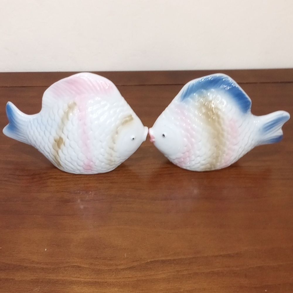 Vintage Ceramic Tropical Kissing Fish Figures